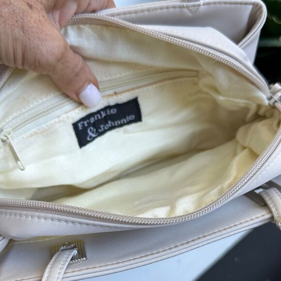 Frankie & Johnnie Nylon Crossbody Shoulder Satchel Purse Neutral new - Picture 10 of 10